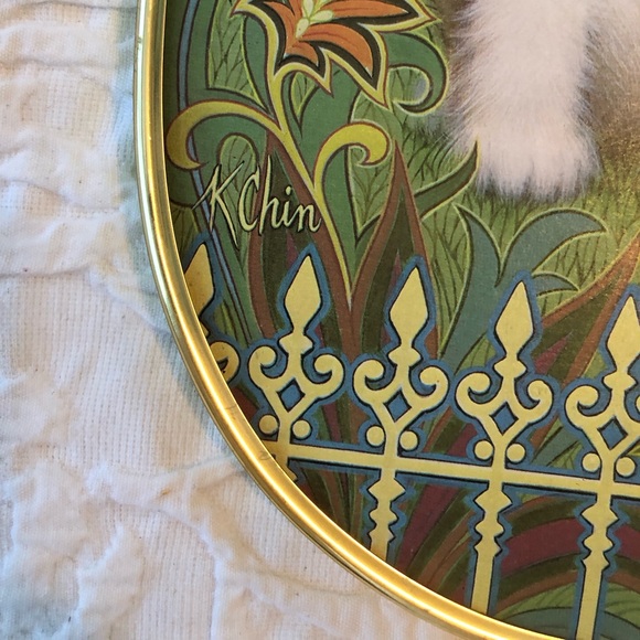 Vintage Round Puppy Dog Picture / Plaque / Wall Hanging - 8.5” x 10” - Picture 2 of 4